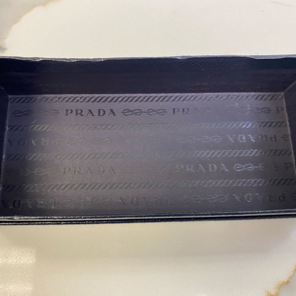 **BARELY USED** Prada Sunglasses with case, box, & cleaning cloth - Picture 14 of 16